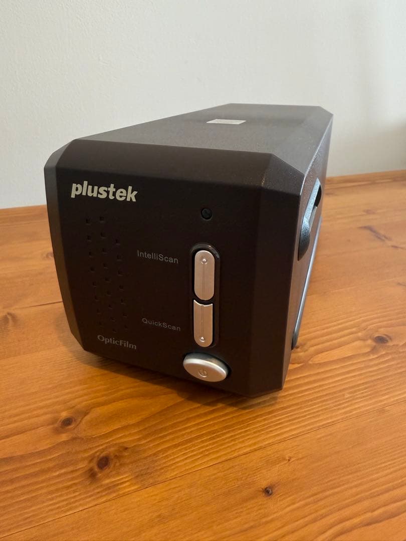 Plustek OpticFilm 8300i AI フィルムスキャナー中古品