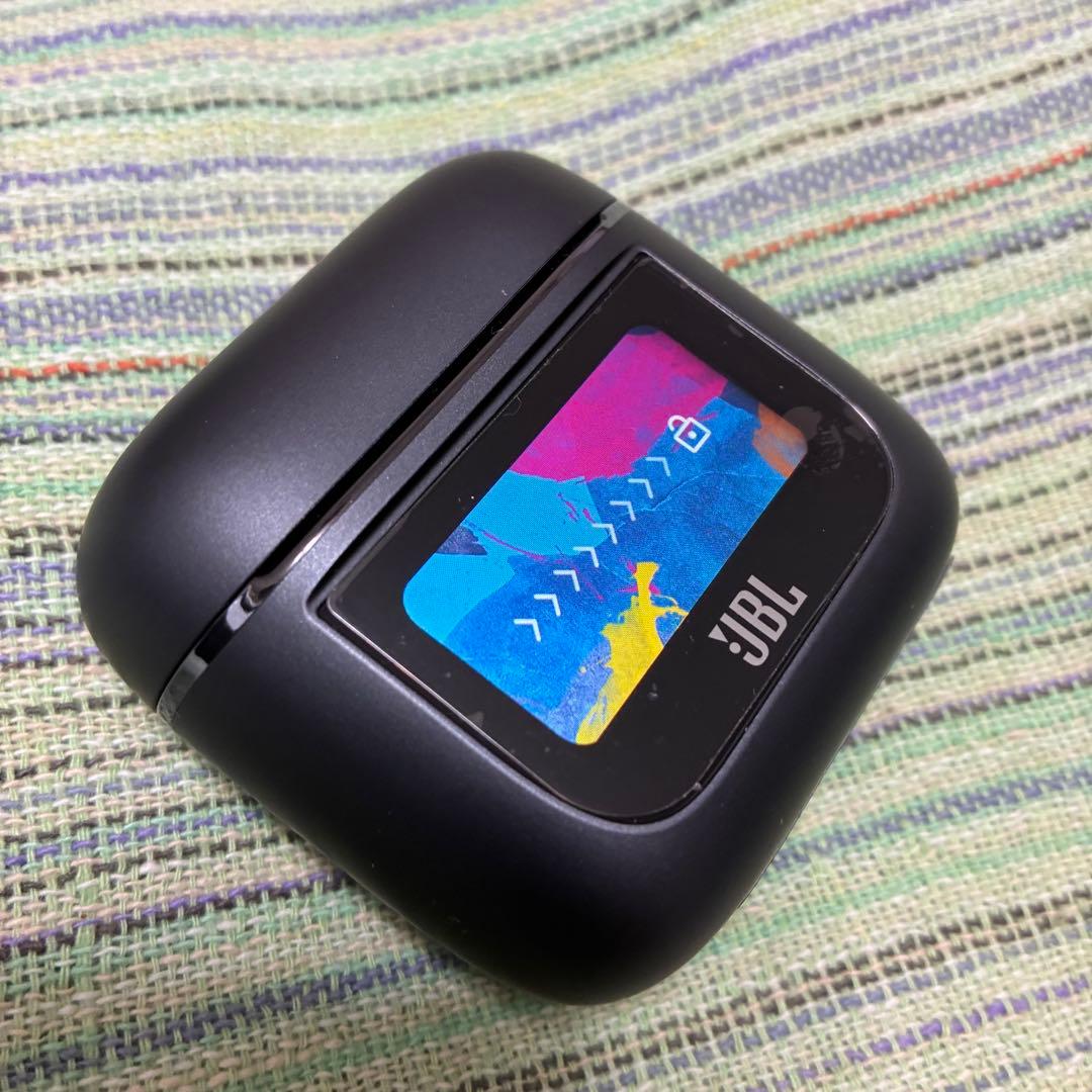 ほぼ未使用JBL TOUR PRO 2 ワイヤレスイヤホン ケース付