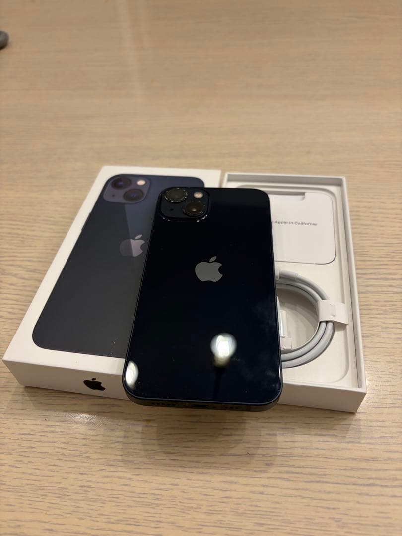 Apple iPhone13 256GB SIMフリー 画面・カメラ割れ無し