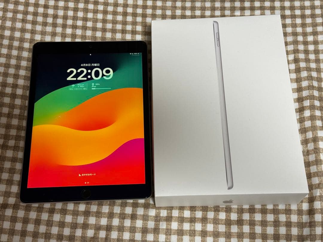 中古 iPad 第9世代 10.2インチ 64GB シルバー WiFiモデル