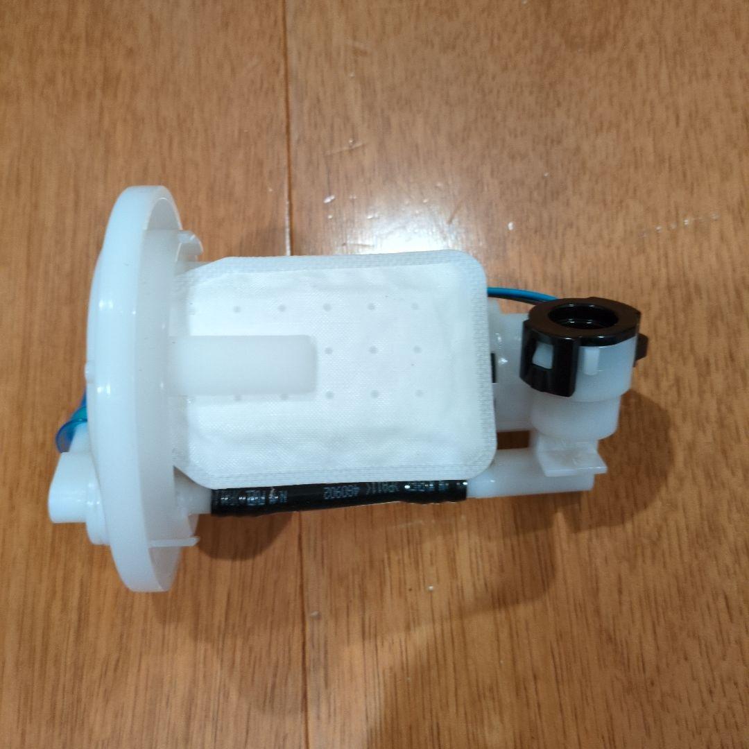 SR400 FI 燃料ポンプ　新品