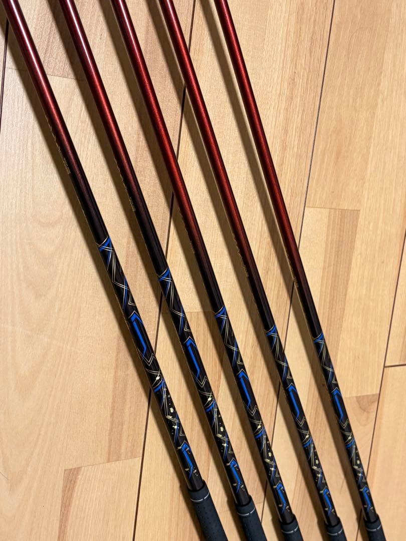 最終価格【美品】XXIO13 7本セットセット　レッド　SR 2024年