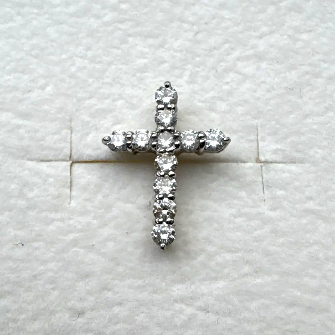 美品　ダイヤクロス　ペンダントトップ　ダイヤ0.5ct プラチナ900