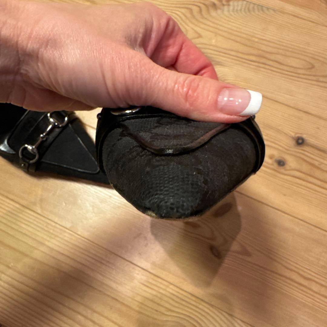 GUCCI ブラック ミュール 35ハーフC