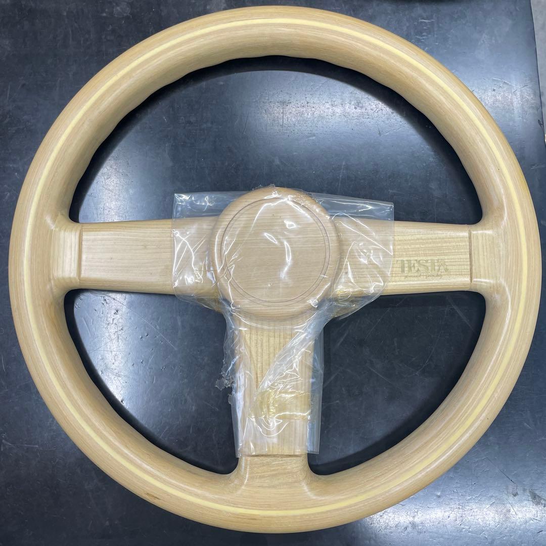 エ*ン様 ウッドステアリング3本スポーク　35パイ　TESTA