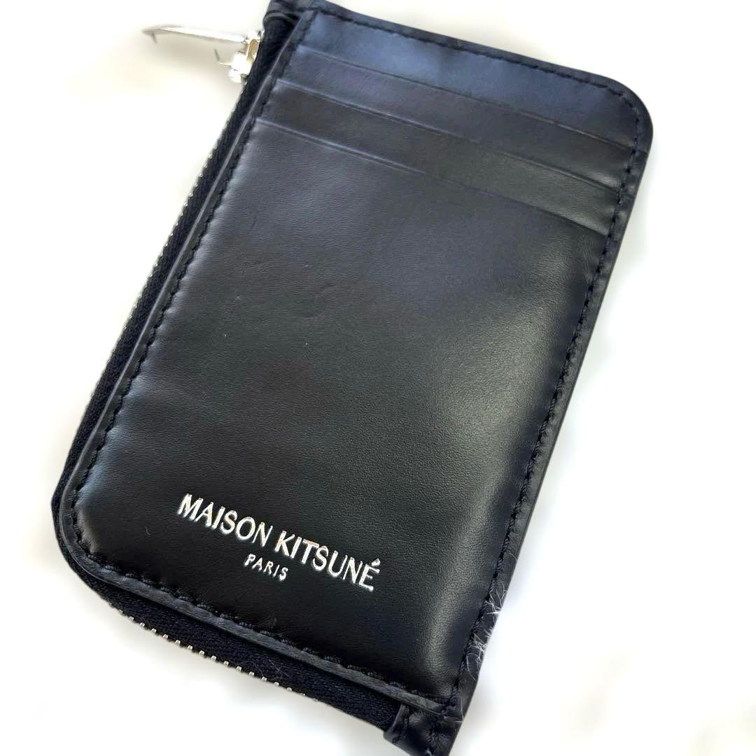 小物 MAISON KITSUNE