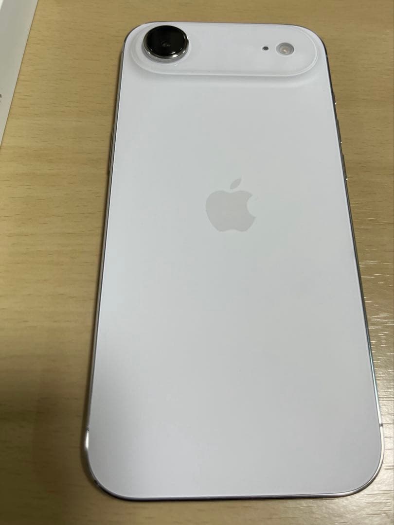 iPhone Air 256G クラウドホワイト　SIMフリー