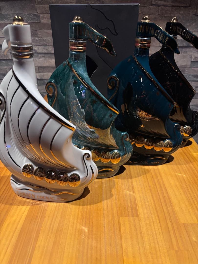 未開栓　ラーセン　コニャック 4本セット