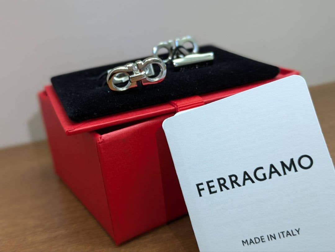 FERRAGAMO カフリンクス イタリア製