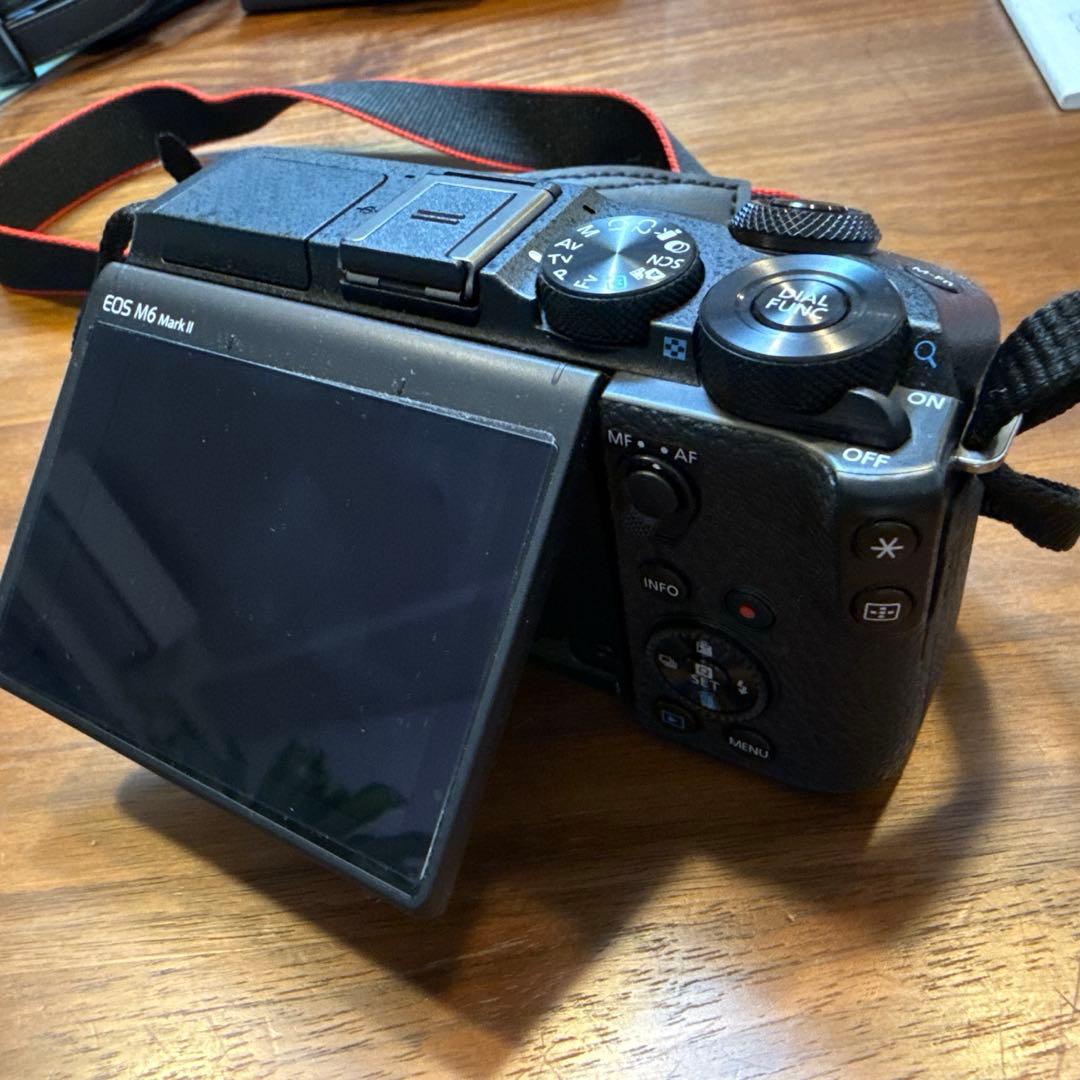 Canon EOS M6 Mark II ミラーレス一眼 おまけ付き