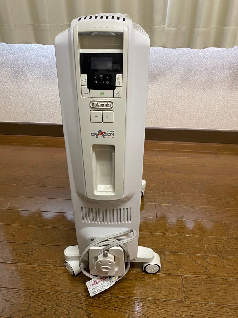 デロンギオイルヒーター　TDD0712W