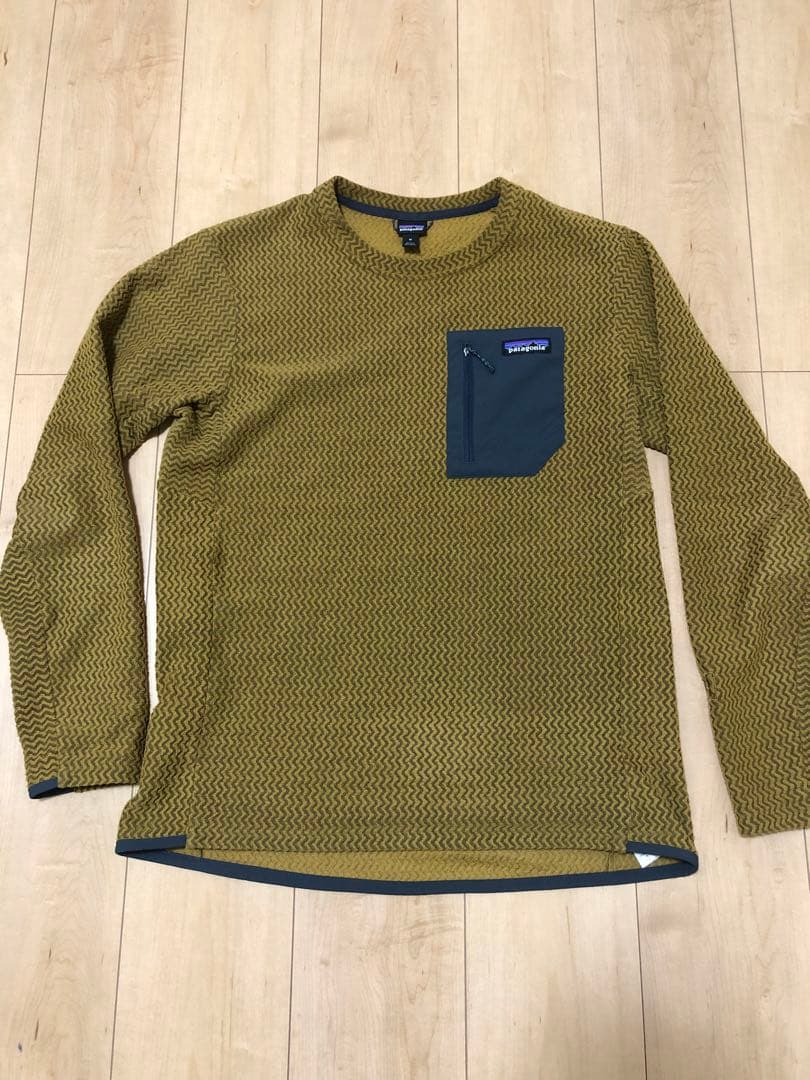 patagonia パタゴニア　メンズ・R1 エア・クルー