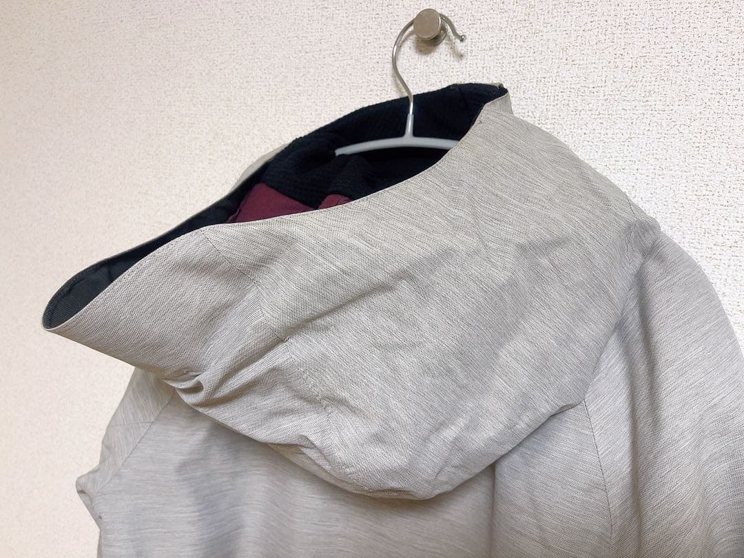 686 スノーボードウェア　GLCR ジャケット　S レディース