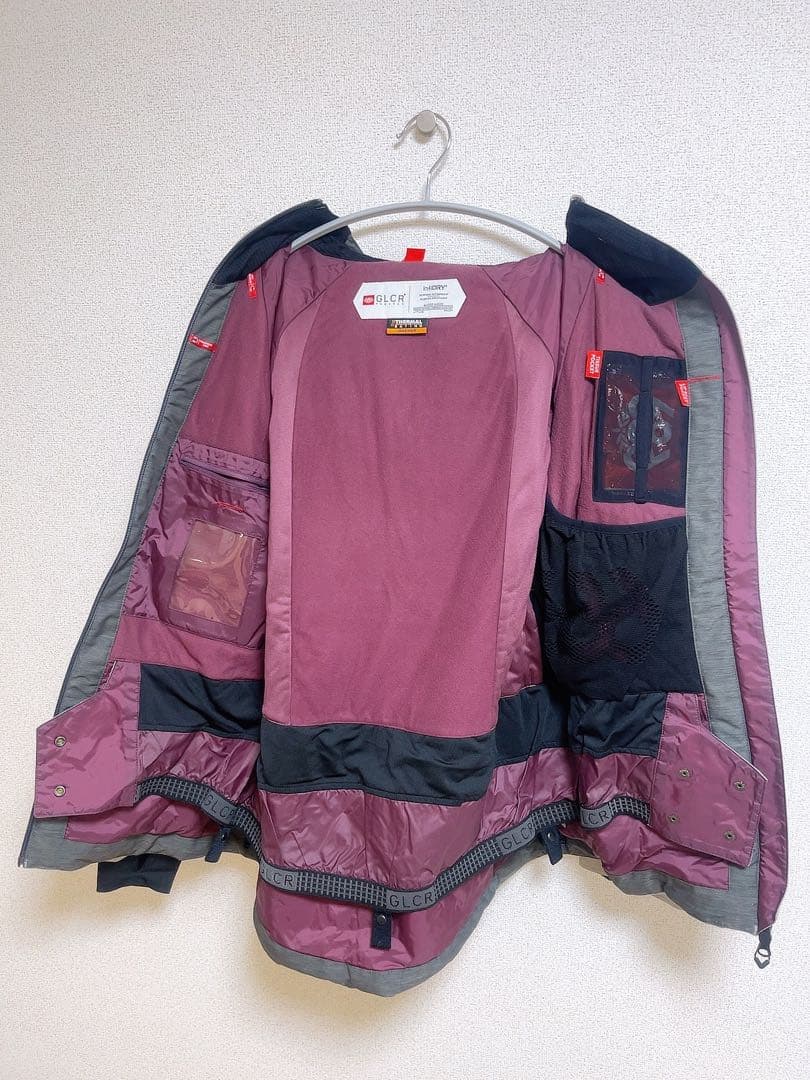 686 スノーボードウェア　GLCR ジャケット　S レディース