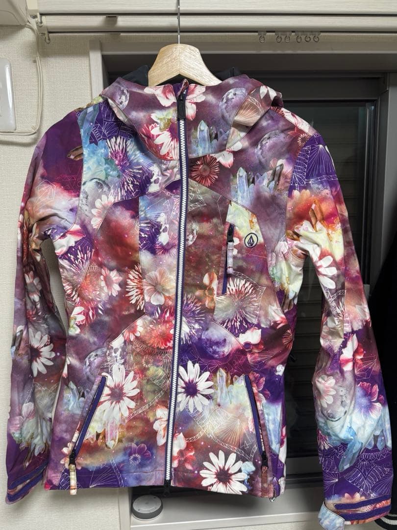 VOLCOM スノーウェアセット売り