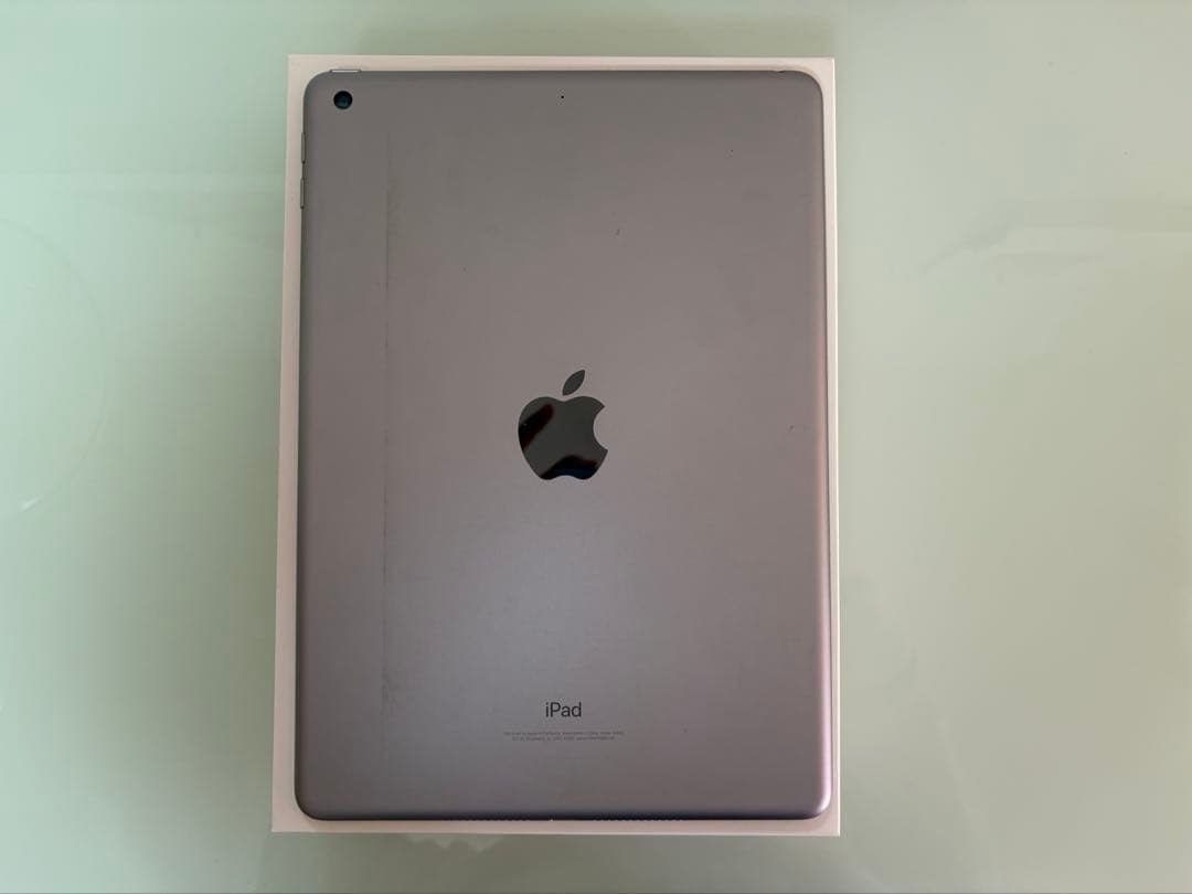 iPad 第6世代 本体 32GB 純正