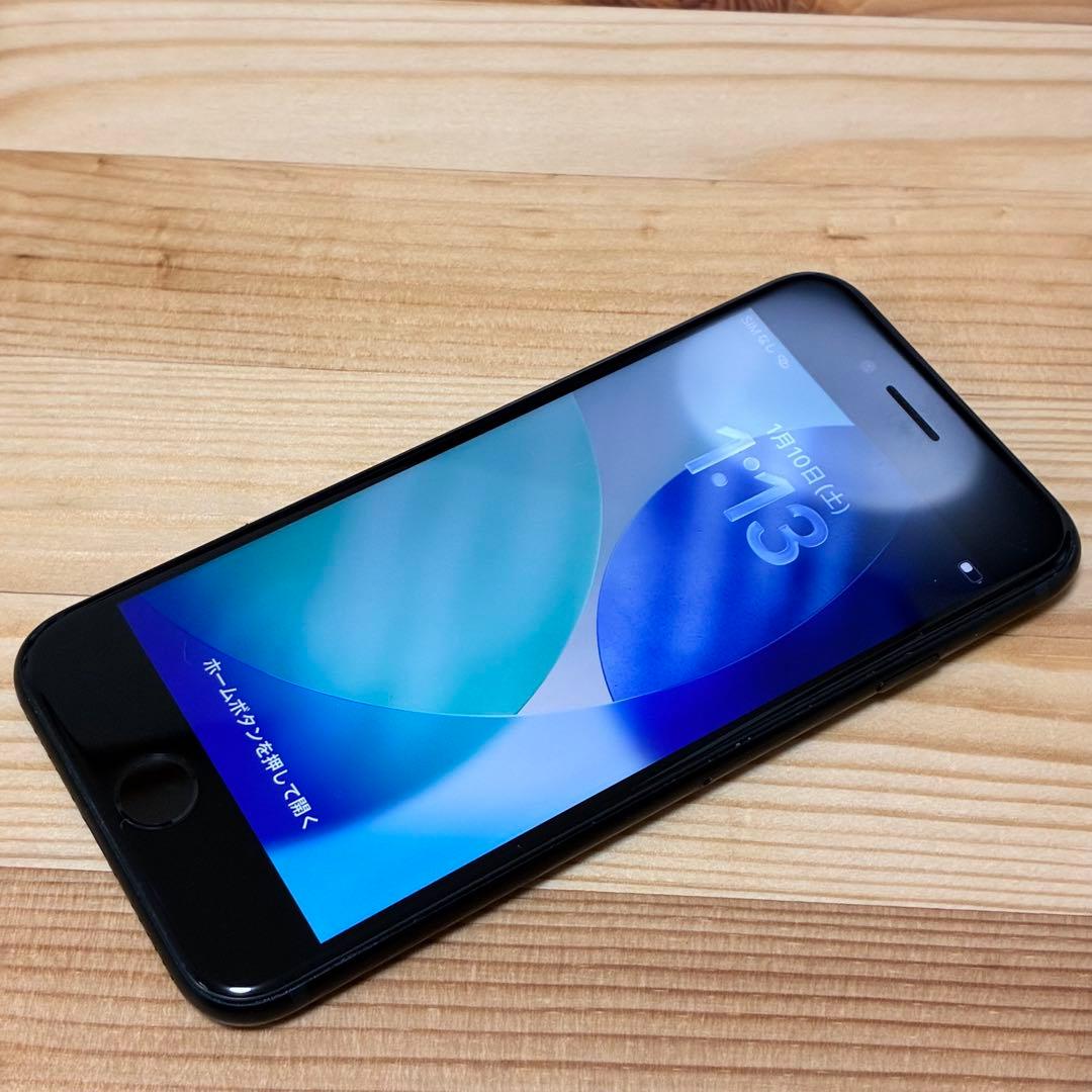 s*7様 バッテリー新品　iPhoneSE第3世代64GB SIMフリー　美品