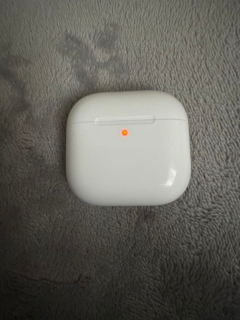 み*き様 AirPods 4世代ワイヤレスイヤホン 本体