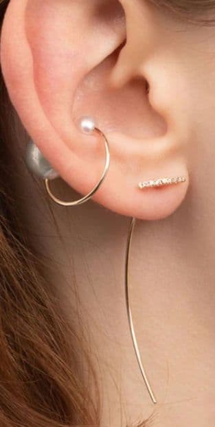 ✨美品✨HirotakaTRAPEZE ダイヤモンド0.03 アローピアス