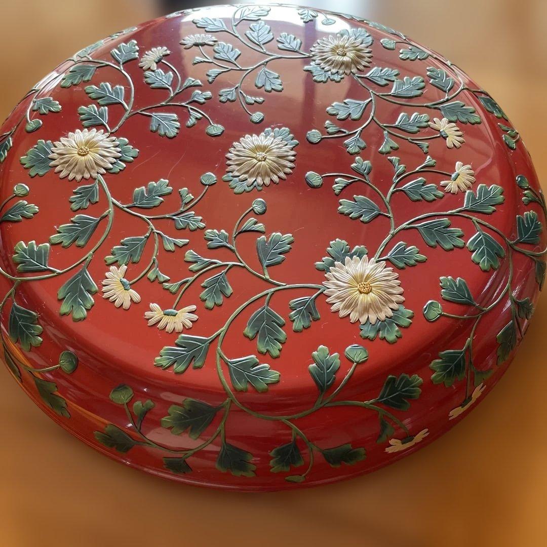 沖縄　角萬　漆器　赤い花柄の漆器 重箱
