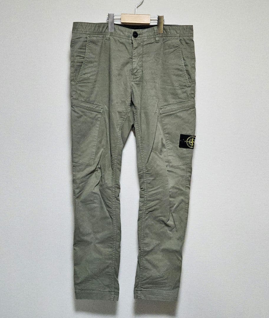 ストーンアイランド　カーゴパンツ
