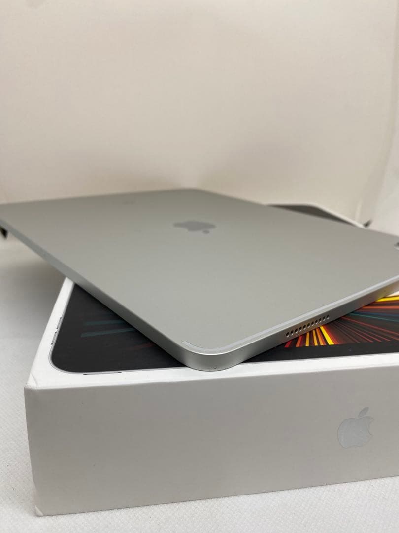 iPad Pro (12.9インチ) 第5世代 512GB WQMHH