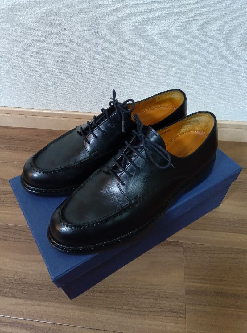 ジャランスリワヤ　99030　サイズUK7.0　ブラック　ダイナイトソール