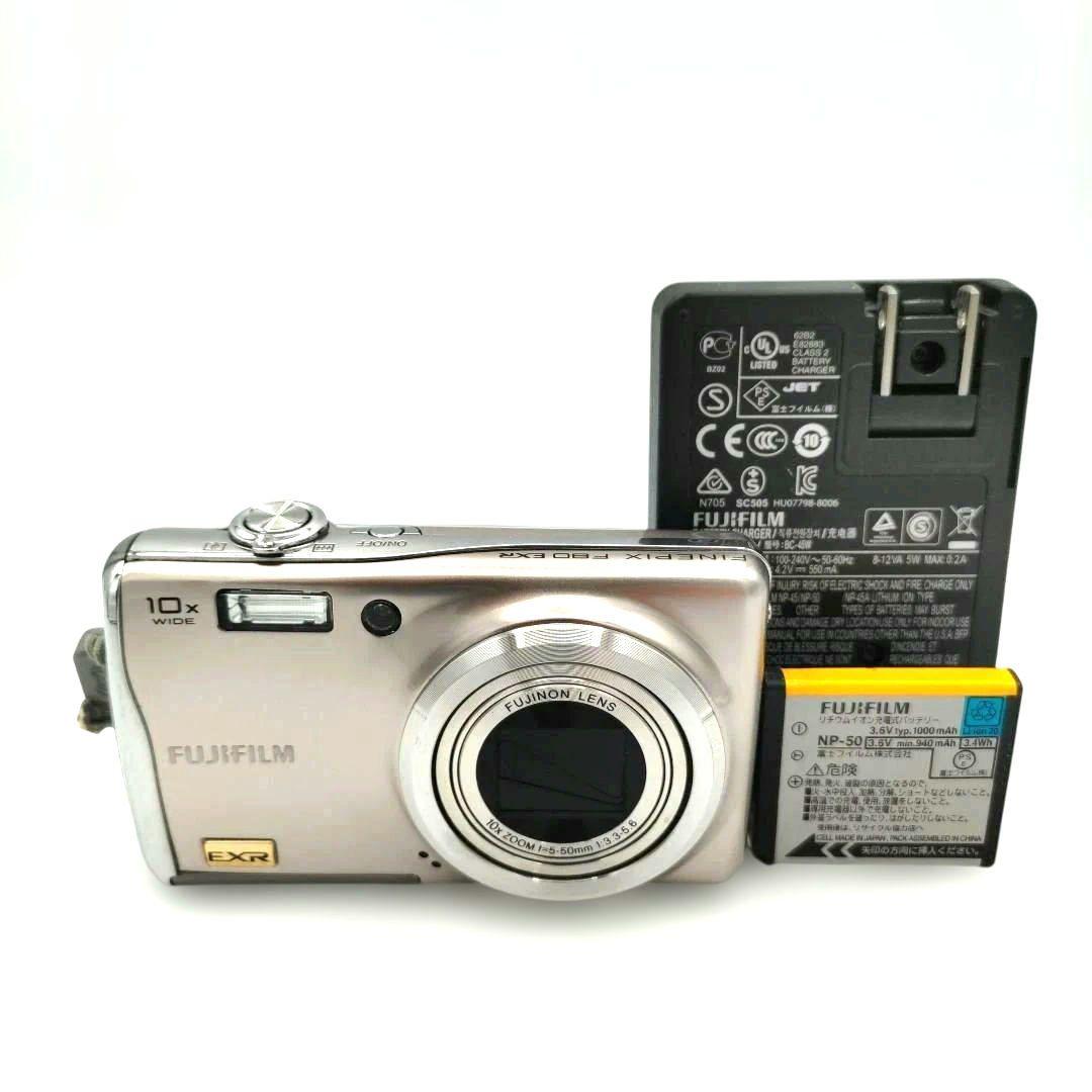 FUJIFILM FinePix F80EXR コンパクトデジカメ シルバー