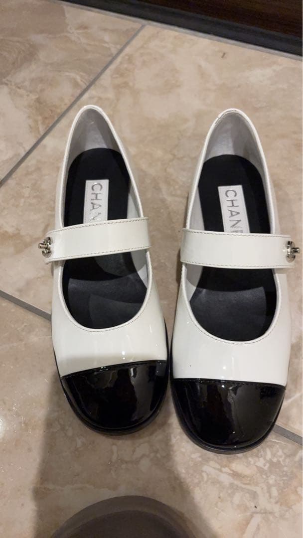シャネル　メリージェーン　パンプス