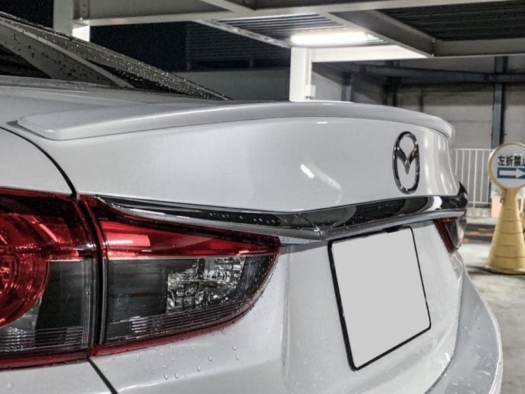 塗装済アテンザGJセダンAutoExeリアスポイラー