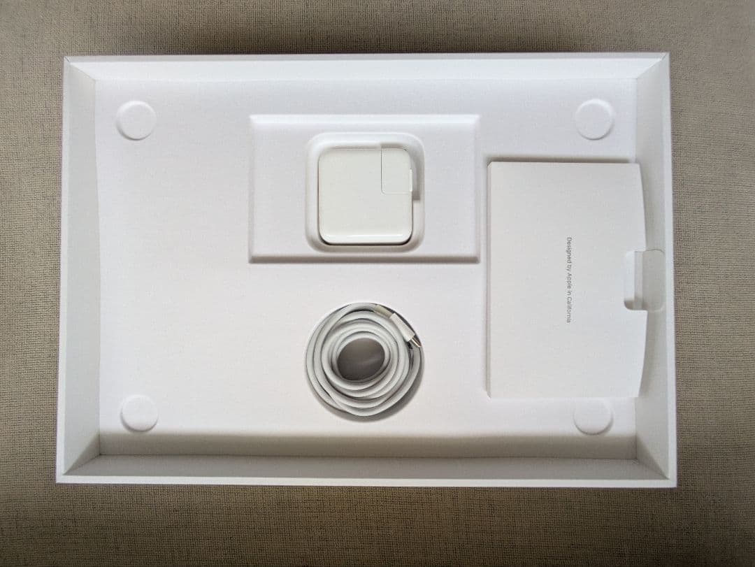 【箱・付属品完備】MacBook Air 2020 　512GB スペースグレイ