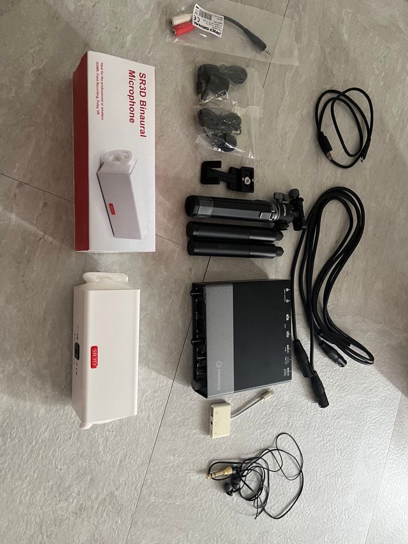 SR3Dとオーディオインターフェースセット