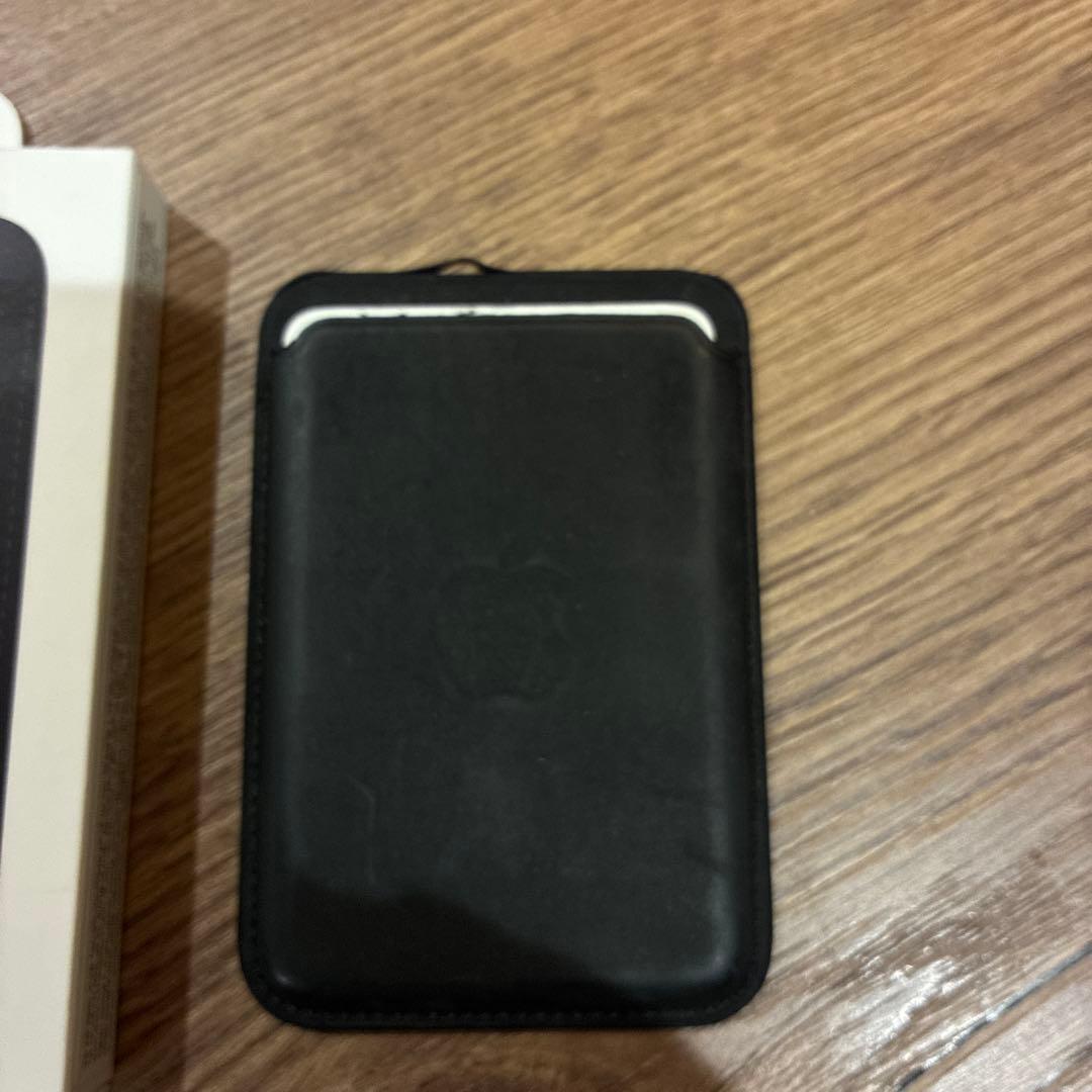 Apple iPhone 16 Plus 256G【おまけ付】ウーブンウォレット