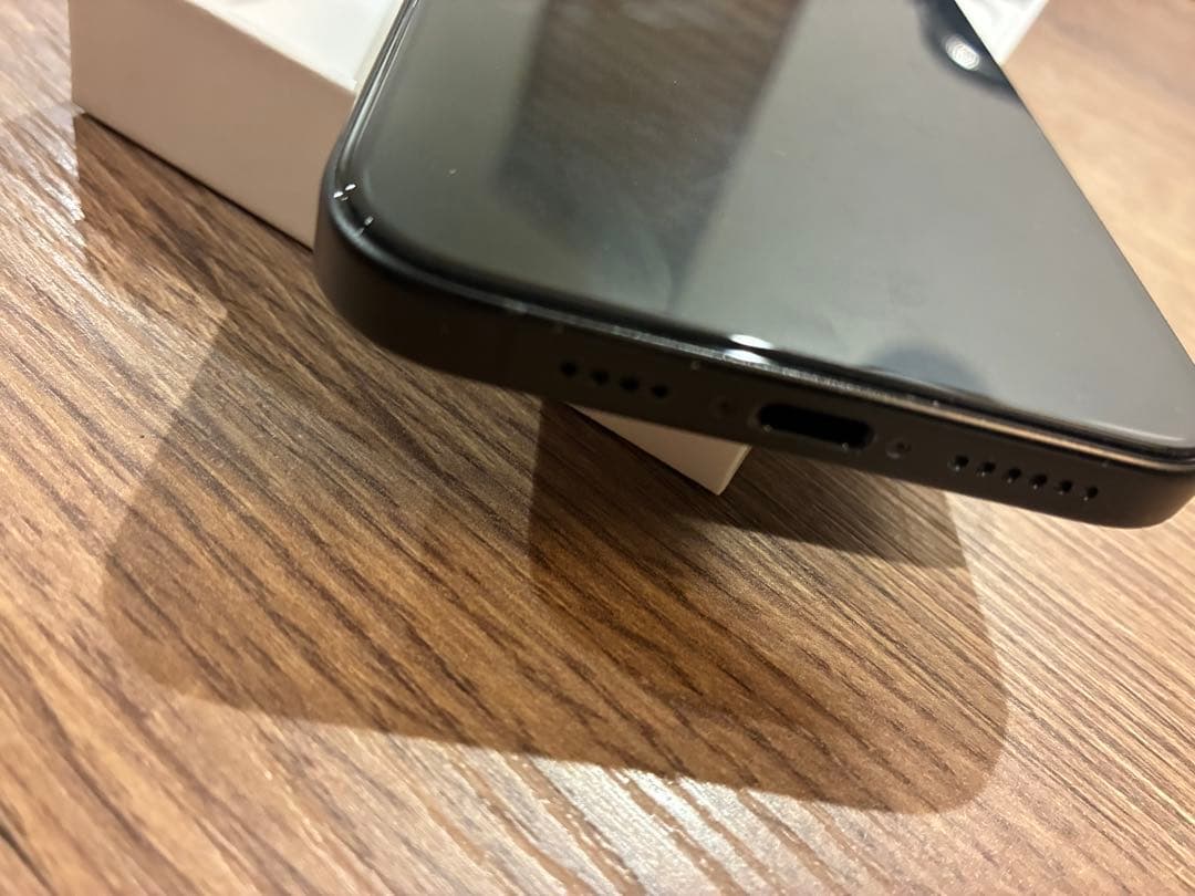 Apple iPhone 16 Plus 256G【おまけ付】ウーブンウォレット