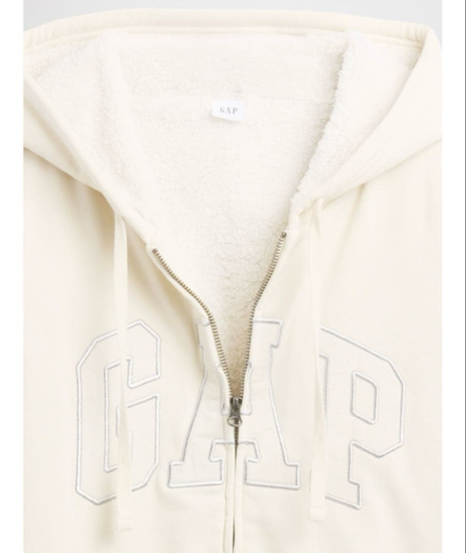 【希少レア】新品ꕥリラックスフィットGapロゴ裏ボアジップアップパーカーベージュ