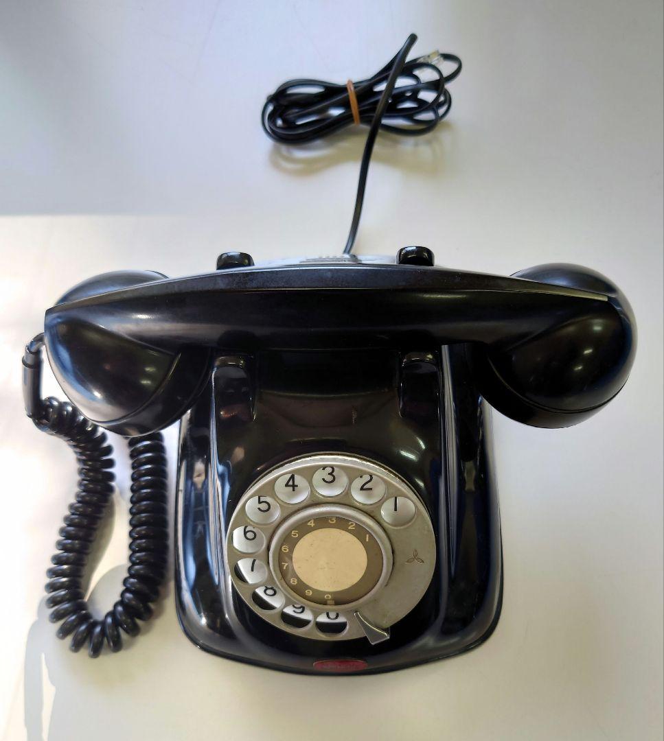 黒電話　4号Ｃ共電式　昭和　レトロ　ビンテージ　インダストリアル　アンティーク