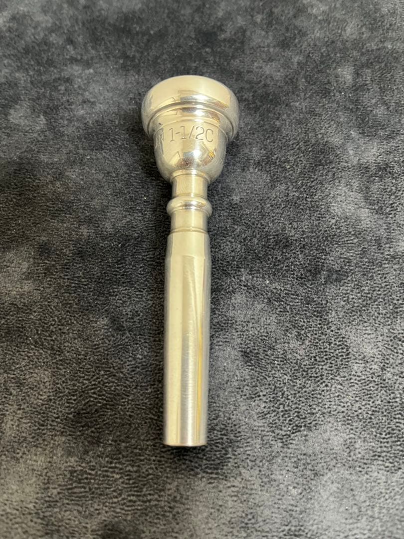 トランペットマウスピース BACH ARTISAN 1-1/2C SP