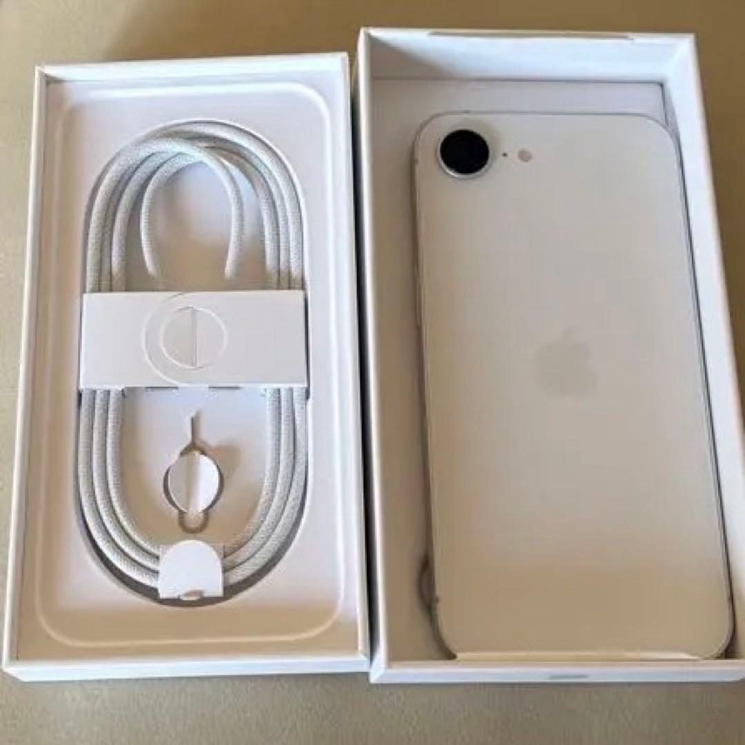 Apple iPhone16e ホワイト 本体　値上げ