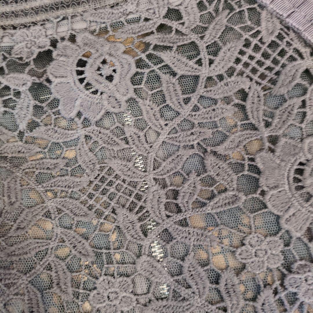 新品タグ付き♡RADIATE カットワークレースチュールブルゾン