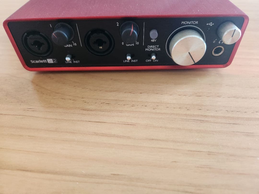 Focusrite Scarlett 2i2 2nd オーディオインターフェイス
