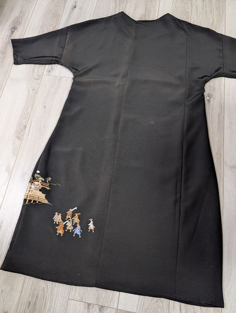 新品留袖ドレス着物リメイクワンピース正絹大名行列刺繍М〜LL結婚式日焼けあり値下