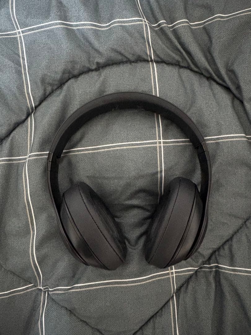 Beats ワイヤレスヘッドホン ブラック