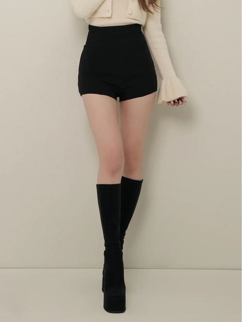 Darich 美シルエットショートパンツ　試着のみ
