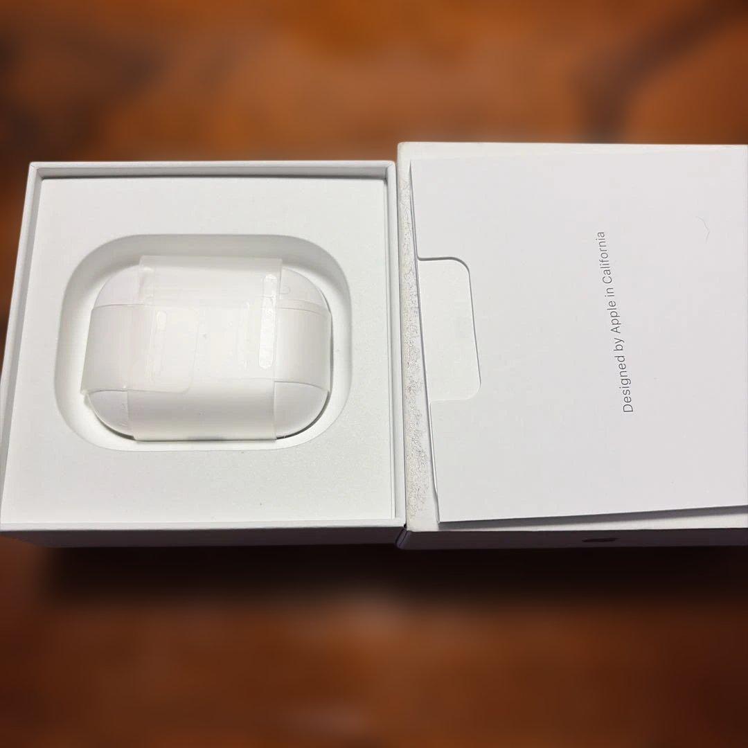 AirPods Pro 2本体 ホワイト 充電ケーブル付