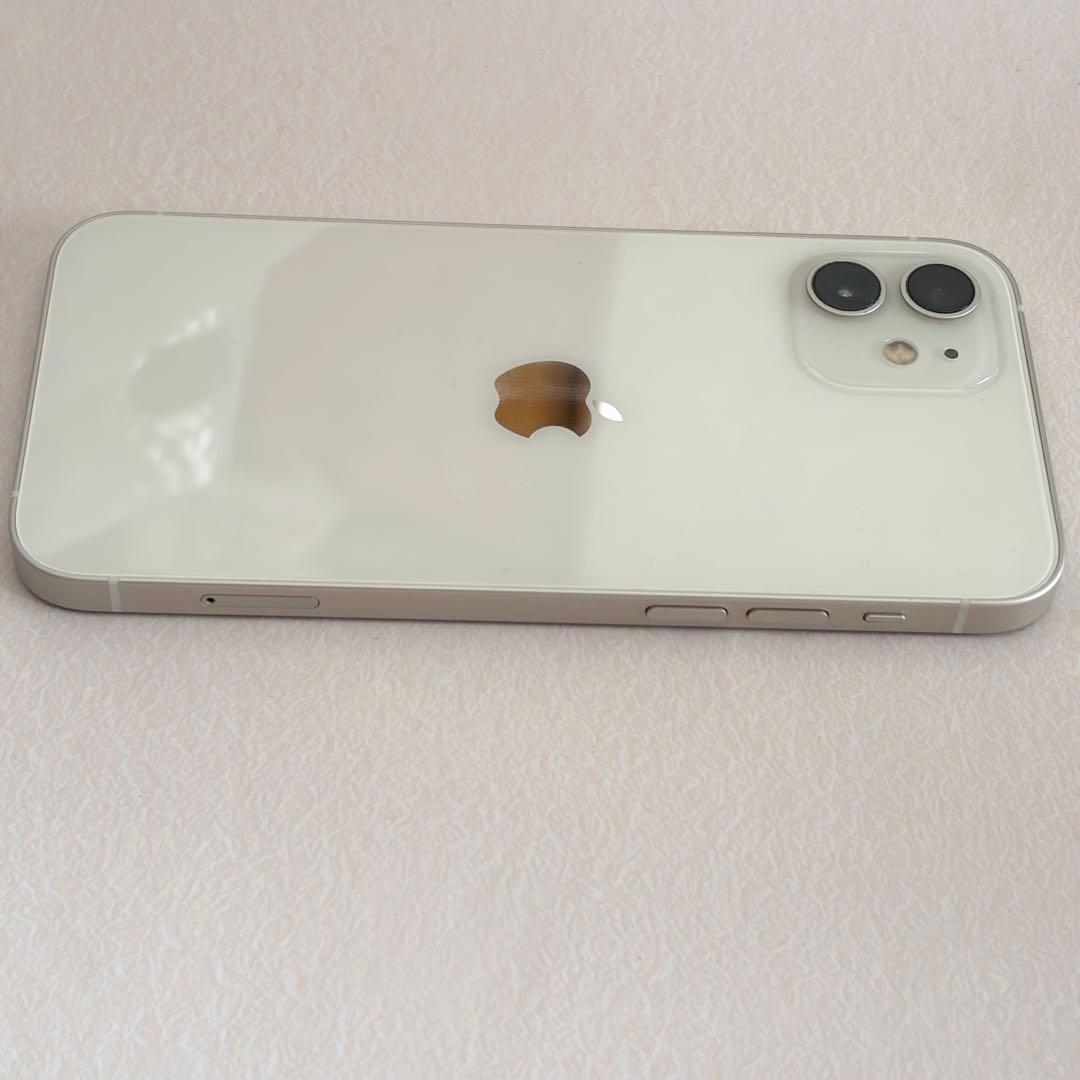 iPhone 12 ホワイト 128GB（SIMフリー）