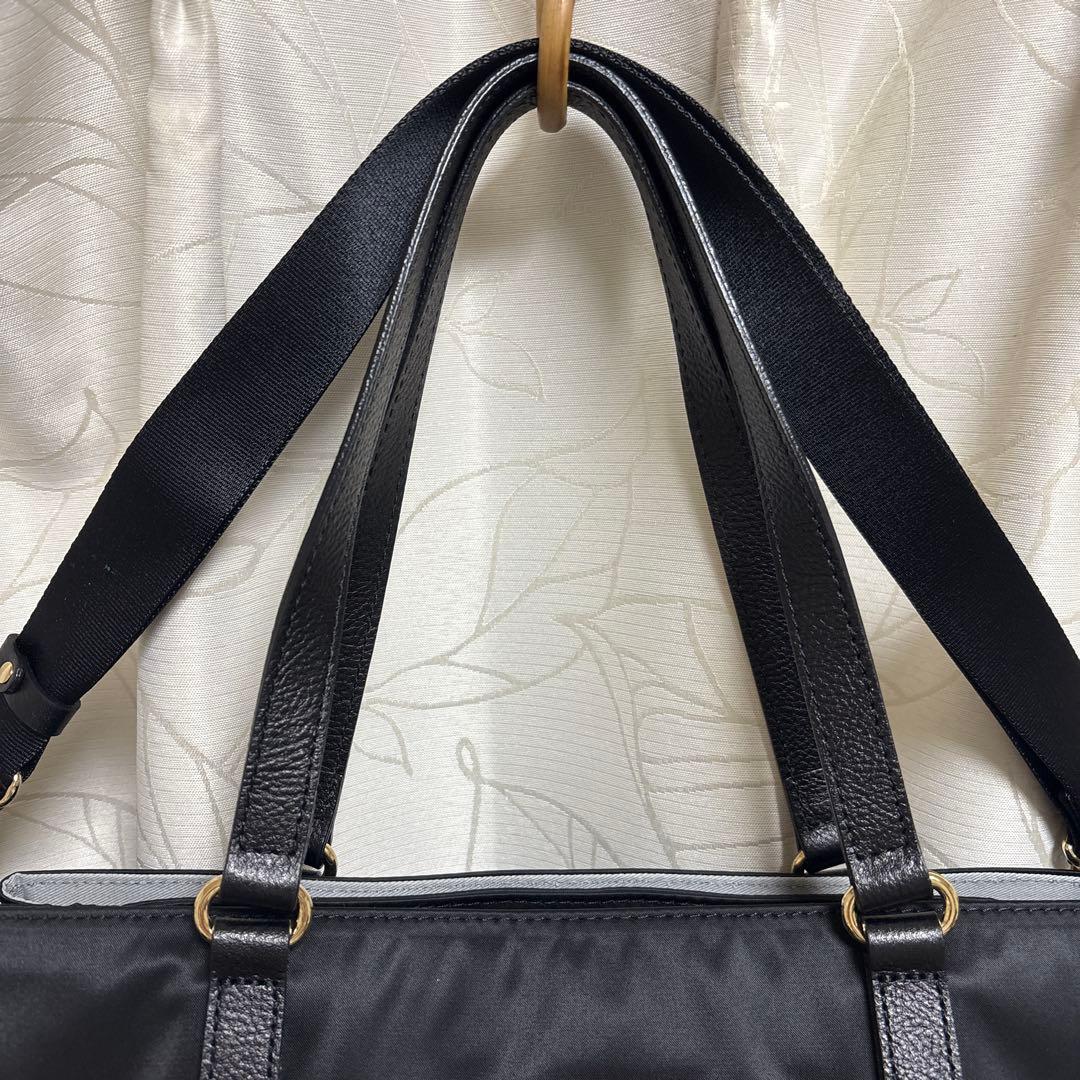 未使用ラシット大容量三層構造ポケット多数15インチPC入るお仕事2wayバッグ