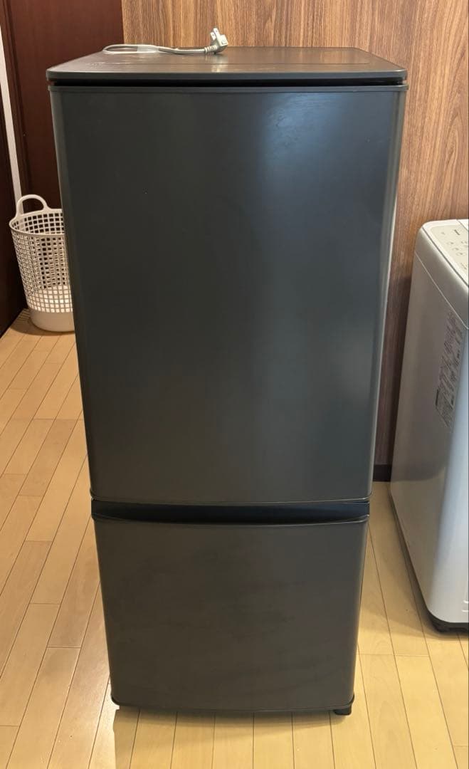【送料込み】三菱 冷蔵庫 MR-P15G 146L 2020年製