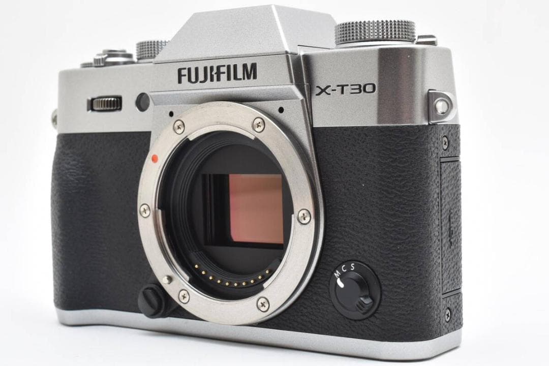 n*7様 ■ほぼ新品■ フジフィルム　FUJIFILM X-T30 ボディ 《S