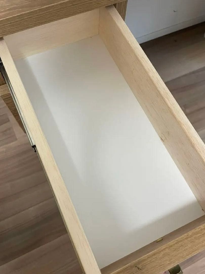 【期間限定SALE中】LOWYA ドレッサー　机のみ