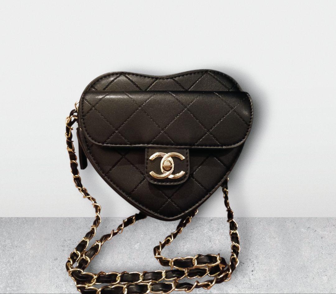 CHANEL ハート型 ブラック バッグ VIPノベルティ